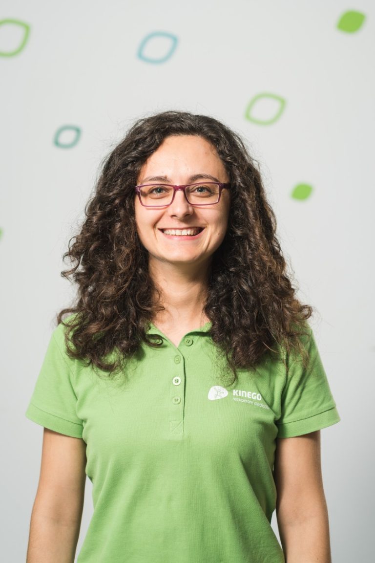 Terapeuți 6 alexa claudia 768x1152